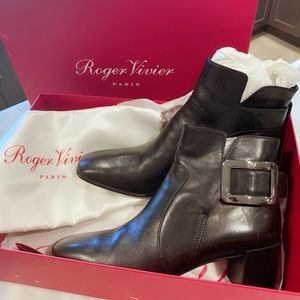 Roger Vivier Polly T.45 New Sole Boots